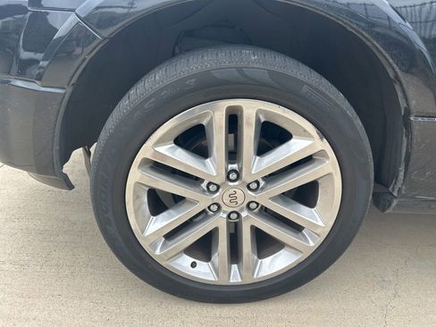 Used 2015 Ford Expedition EL King Ranch AWD/4WD image 4