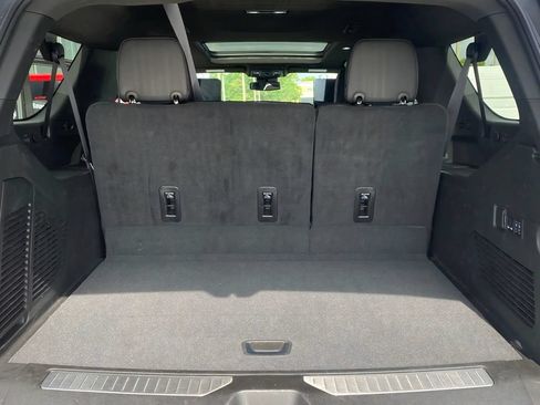 Used 2024 GMC Yukon XL Denali AWD/4WD image 22