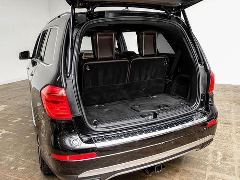 Used 2014 Mercedes-Benz GL 450 4MATIC image 47