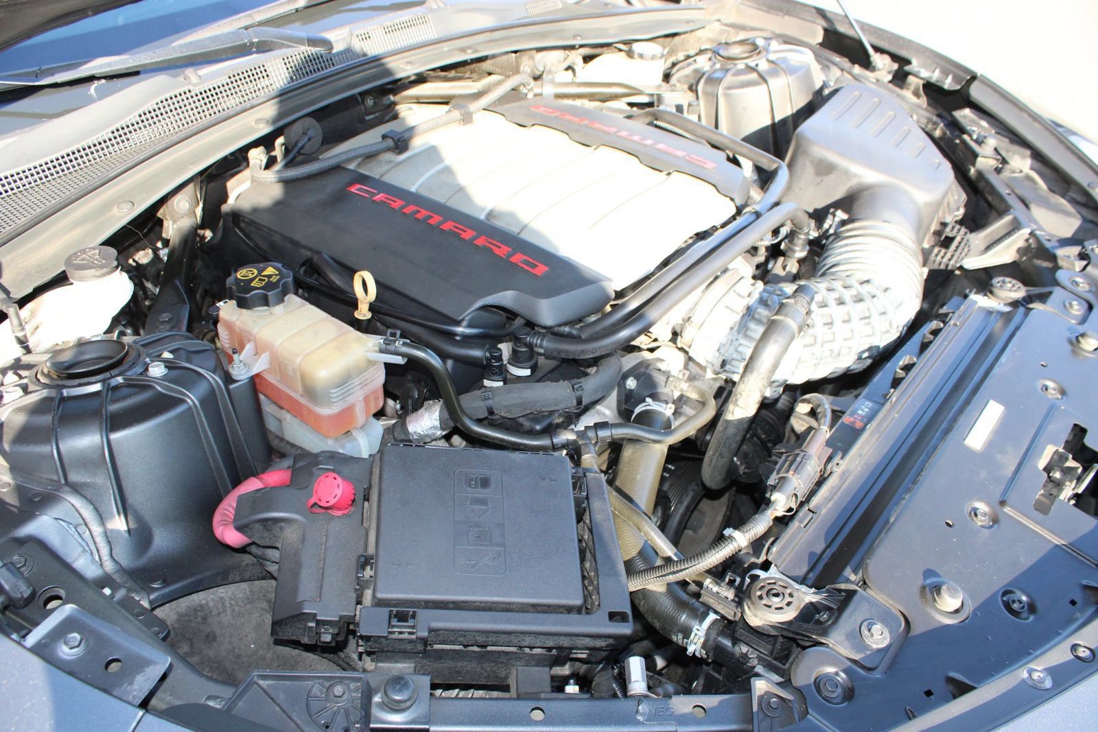 Used 2016 Chevrolet Camaro SS RWD image 35