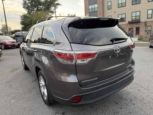 Used 2015 Toyota Highlander Limited AWD/4WD image 5