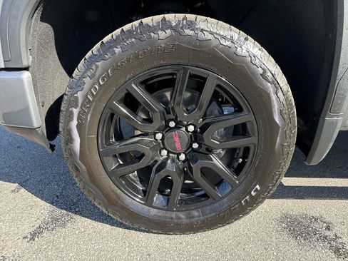 Used 2022 GMC Sierra 1500 Elevation AWD/4WD image 13