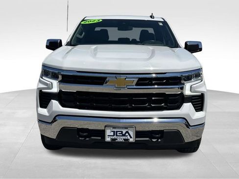 Used 2023 Chevrolet Silverado 1500 LT AWD/4WD image 22
