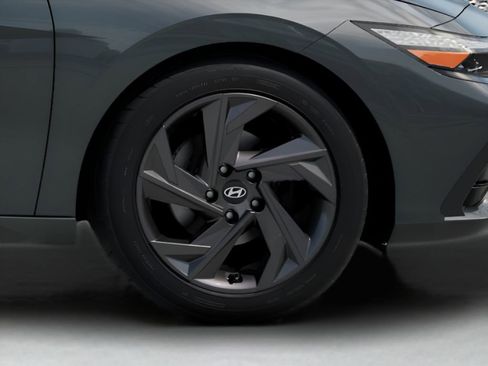 New 2026 Hyundai Elantra Sport FWD image 16