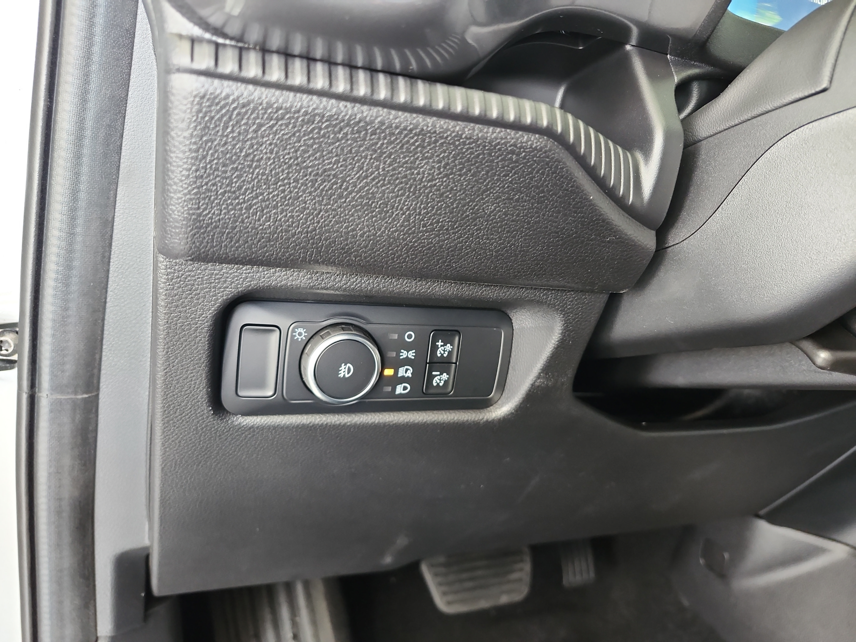 New 2026 Ford Ranger XLT w/ Equipment Group 301A High RWD image 11