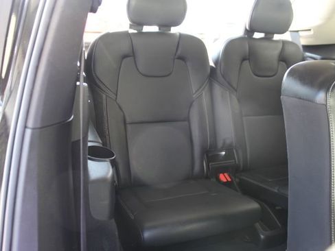 Used 2018 Volvo XC90 T6 Inscription image 39