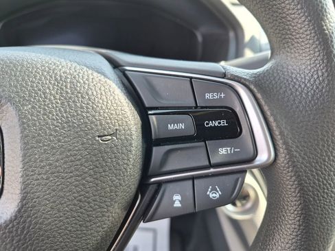Used 2019 Honda Accord LX image 17