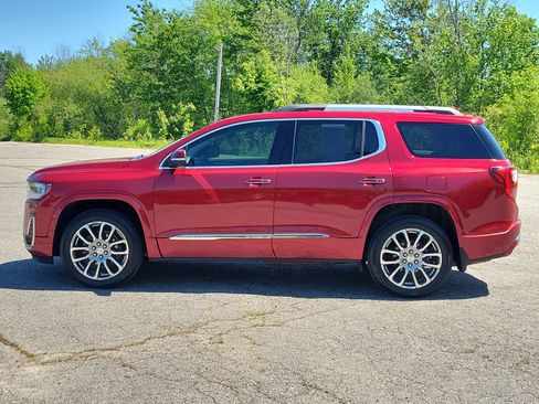 Used 2022 GMC Acadia Denali w/ Denali Ultimate Package AWD/4WD image 8