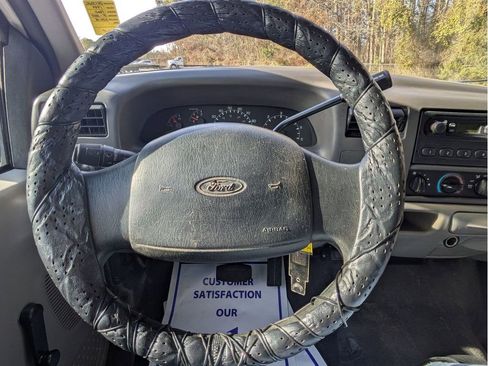 Used 1999 Ford F350 XLT image 14