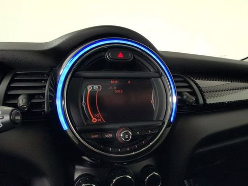 Used 2015 MINI Cooper S image 7