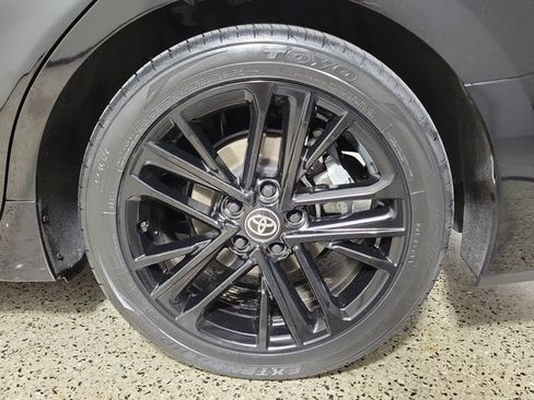 Used 2026 Toyota Camry SE FWD image 8