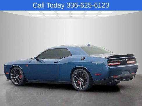 Used 2021 Dodge Challenger R/T Scat Pack w/ Shaker Package RWD image 3
