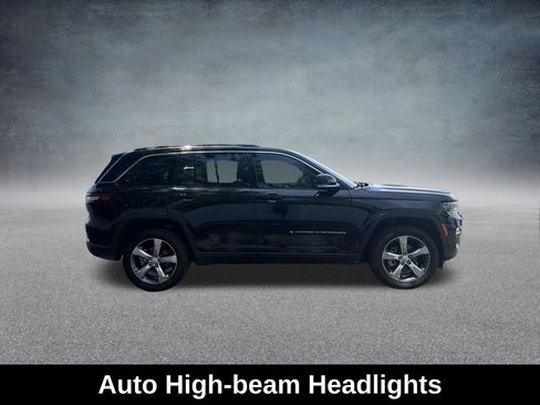 Used 2022 Jeep Grand Cherokee Limited AWD/4WD image 15