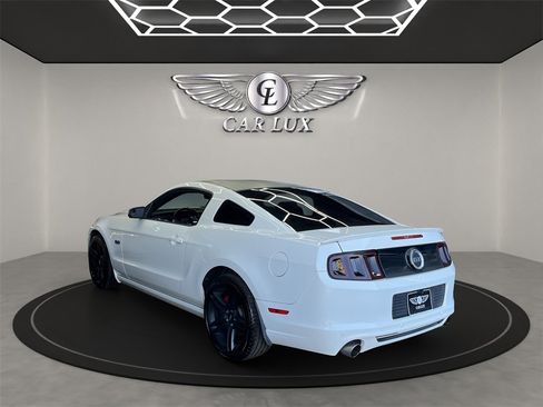 Used 2013 Ford Mustang GT image 4