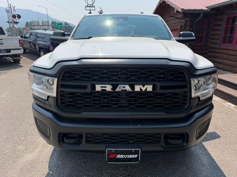 Used 2022 RAM 2500 Tradesman w/ Safety Group AWD/4WD image 3
