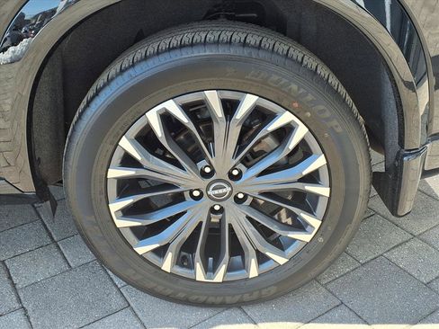 Certified 2025 Nissan Rogue Platinum w/ Platinum Premium Package image 10