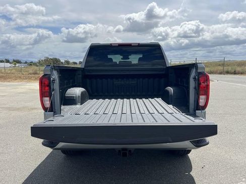 New 2026 GMC Sierra 1500 Elevation w/ LPO, Elevation Black Package RWD image 29