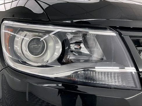 Used 2020 Chevrolet Colorado ZR2 image 30