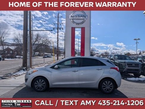 Used 2016 Hyundai Elantra GT image 1