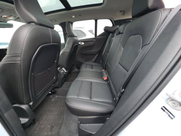 Used 2026 Volvo XC40 B5 Plus AWD/4WD image 6