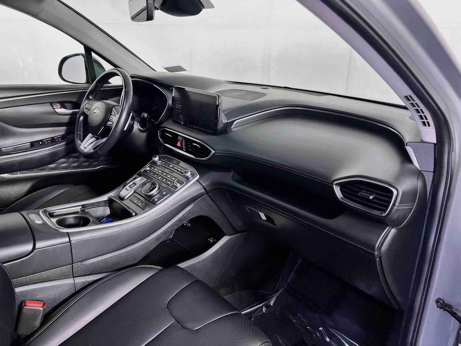 Certified 2023 Hyundai Santa Fe SEL w/ Premium Package AWD/4WD image 30
