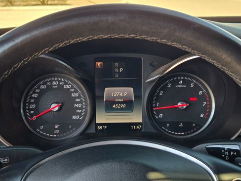 Used 2018 Mercedes-Benz C 300 4MATIC Sedan image 25