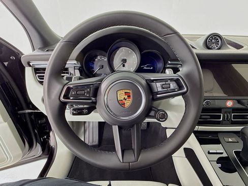 New 2026 Porsche Macan S image 17