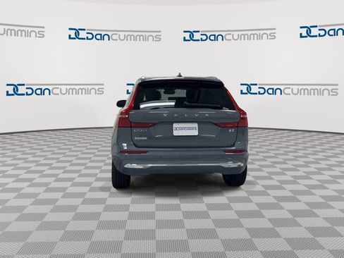 Used 2023 Volvo XC60 B5 Plus FWD image 7