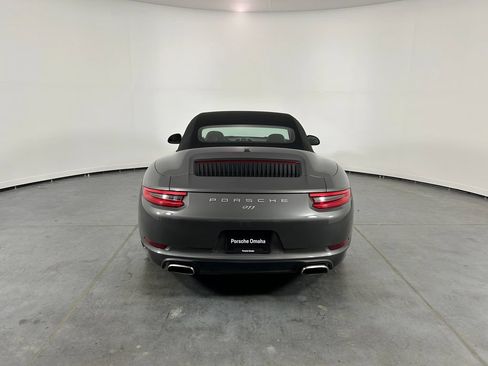 Used 2019 Porsche 911 Carrera RWD image 6
