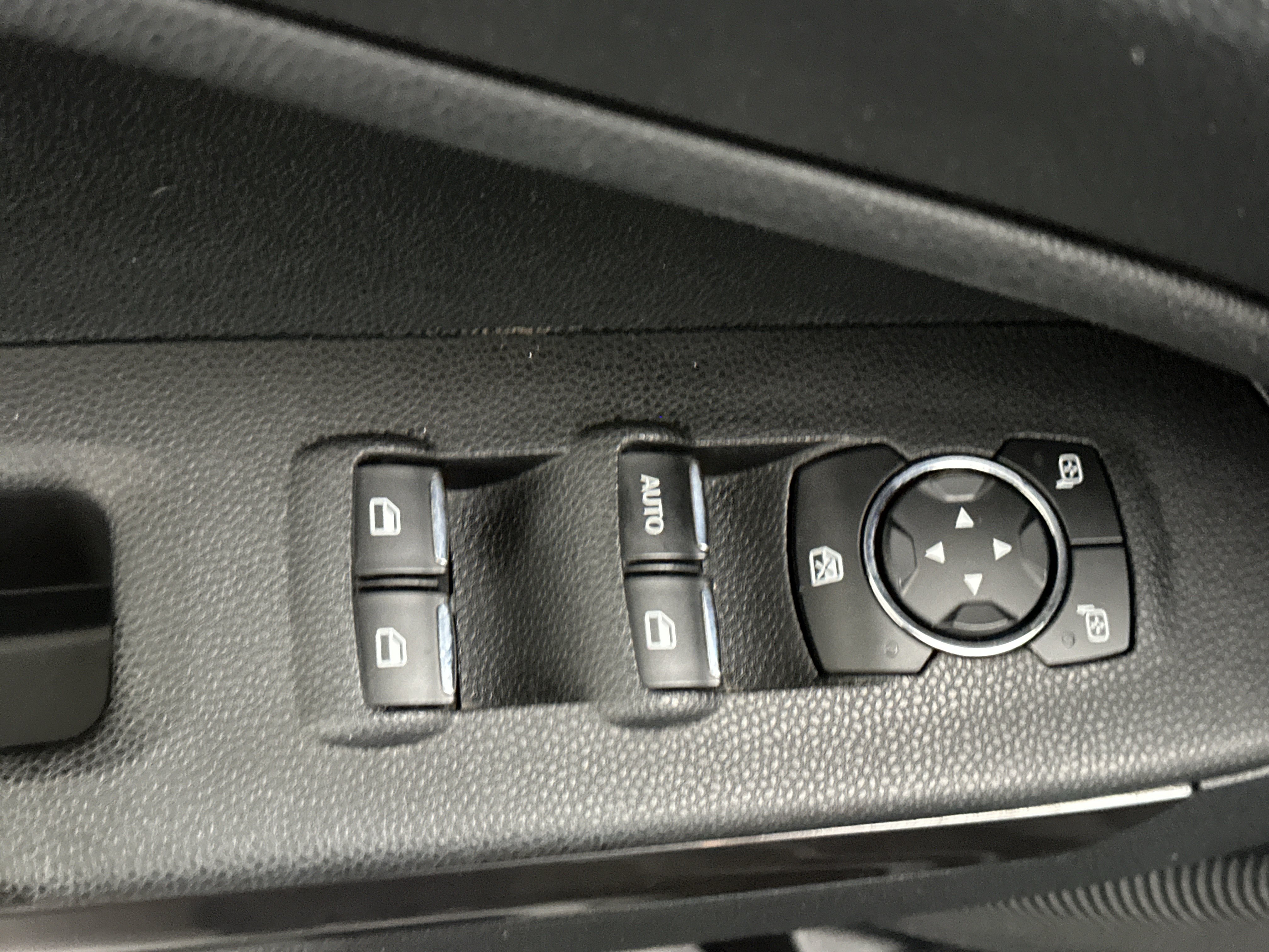 Used 2021 Ford EcoSport SE AWD/4WD image 19