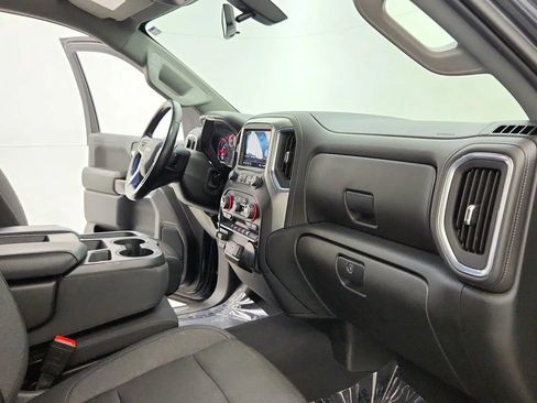 Used 2021 Chevrolet Silverado 1500 LT AWD/4WD image 29