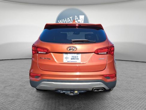 Used 2017 Hyundai Santa Fe Sport FWD image 5