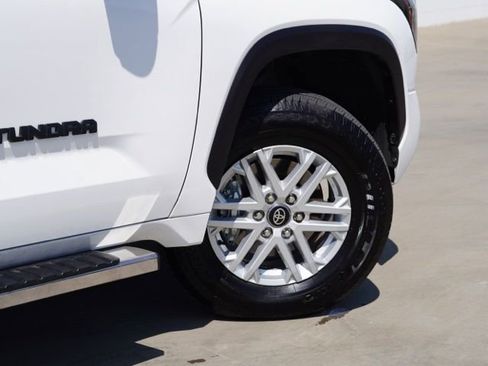 Certified 2025 Toyota Tundra SR5 w/ SR5 Convenience Package AWD/4WD image 8
