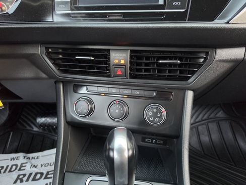 Used 2021 Volkswagen Jetta S FWD image 30
