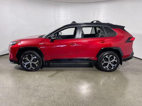 Certified 2023 Toyota RAV4 XSE w/ Weather Package AWD/4WD image 6