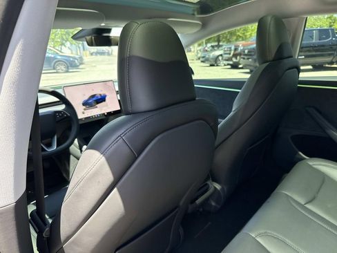 Used 2025 Tesla Model 3 Long Range AWD/4WD image 14