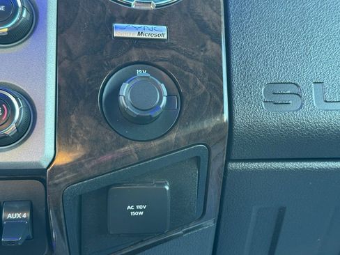 Used 2013 Ford F250 Platinum w/ FX4 Off Road Pkg image 38