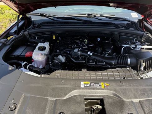 Used 2024 Jeep Grand Cherokee L Altitude image 27