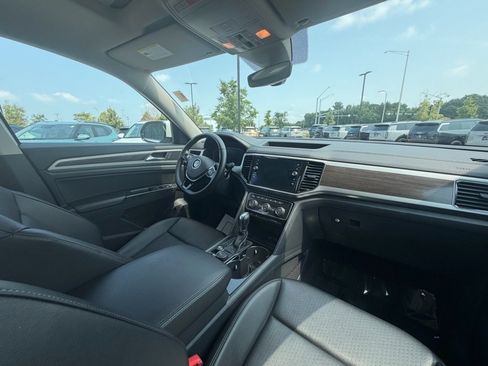 Used 2019 Volkswagen Atlas SEL AWD/4WD image 11