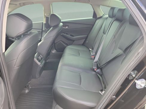 Used 2024 Honda Accord Touring image 9