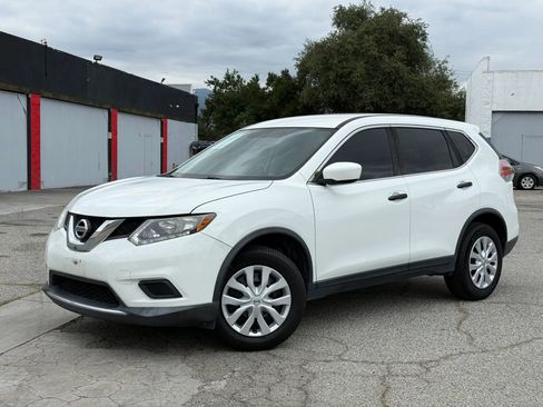 Used 2016 Nissan Rogue S FWD image 3