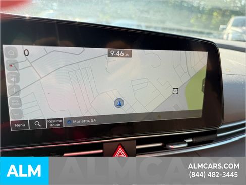 Used 2025 Hyundai Elantra SEL FWD image 15