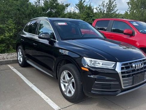 Used 2019 Audi Q5 2.0T Premium AWD/4WD image 2