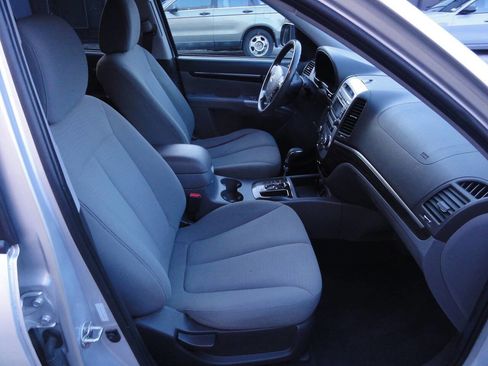 Used 2011 Hyundai Santa Fe GLS image 31