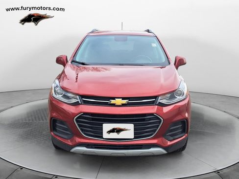 Used 2019 Chevrolet Trax LT w/ LT Convenience Package AWD/4WD image 8