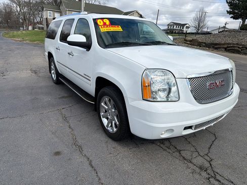 Used 2009 GMC Yukon XL Denali image 22