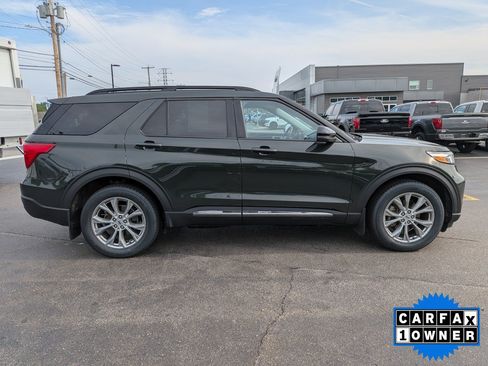 Certified 2023 Ford Explorer XLT w/ Equipment Group 202A AWD/4WD image 3