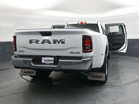 New 2026 RAM 3500 Tradesman AWD/4WD image 47