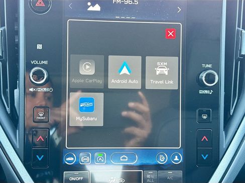 Certified 2025 Subaru Crosstrek 2.5i Limited w/ Crosstrek Mirror Package image 19