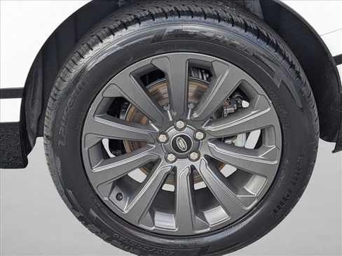 Used 2022 Land Rover Range Rover Velar R-Dynamic S image 24